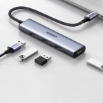 Bộ chia USB Type-C ra 4 cổng USB 3.0 có hỗ trợ nguồn Ugreen 70336